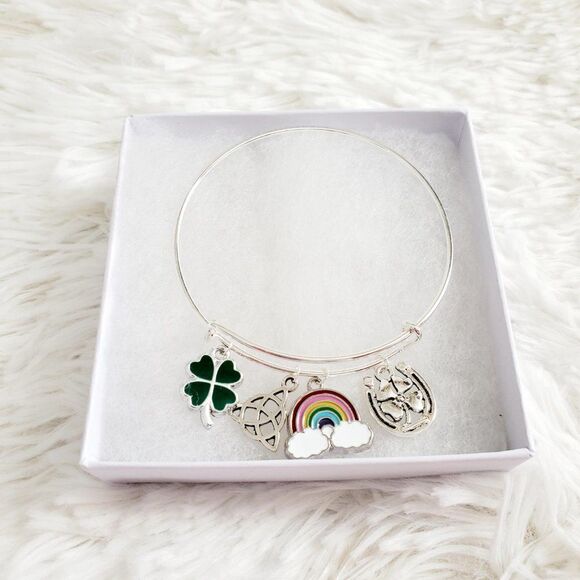 *Host Pick* Silver Adjustable Women's St Patrick's Day Bracelet - Picture 2 of 12